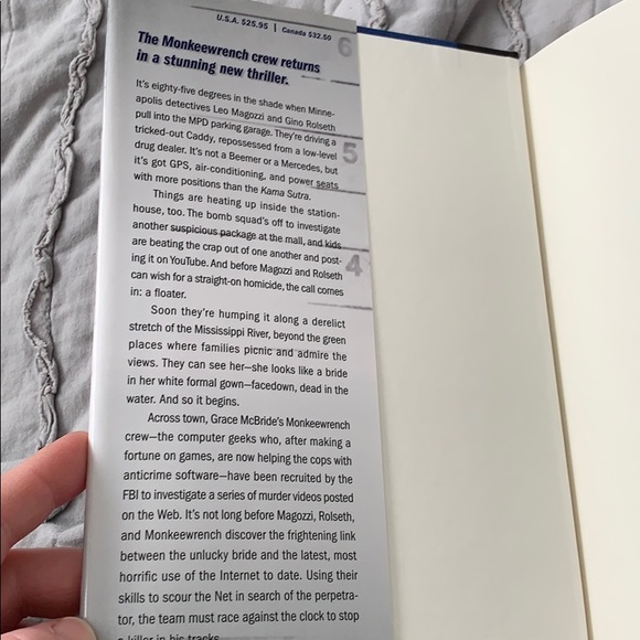 P.J. Tracy A Monkee Wrench Hardback novel - Picture 2 of 4